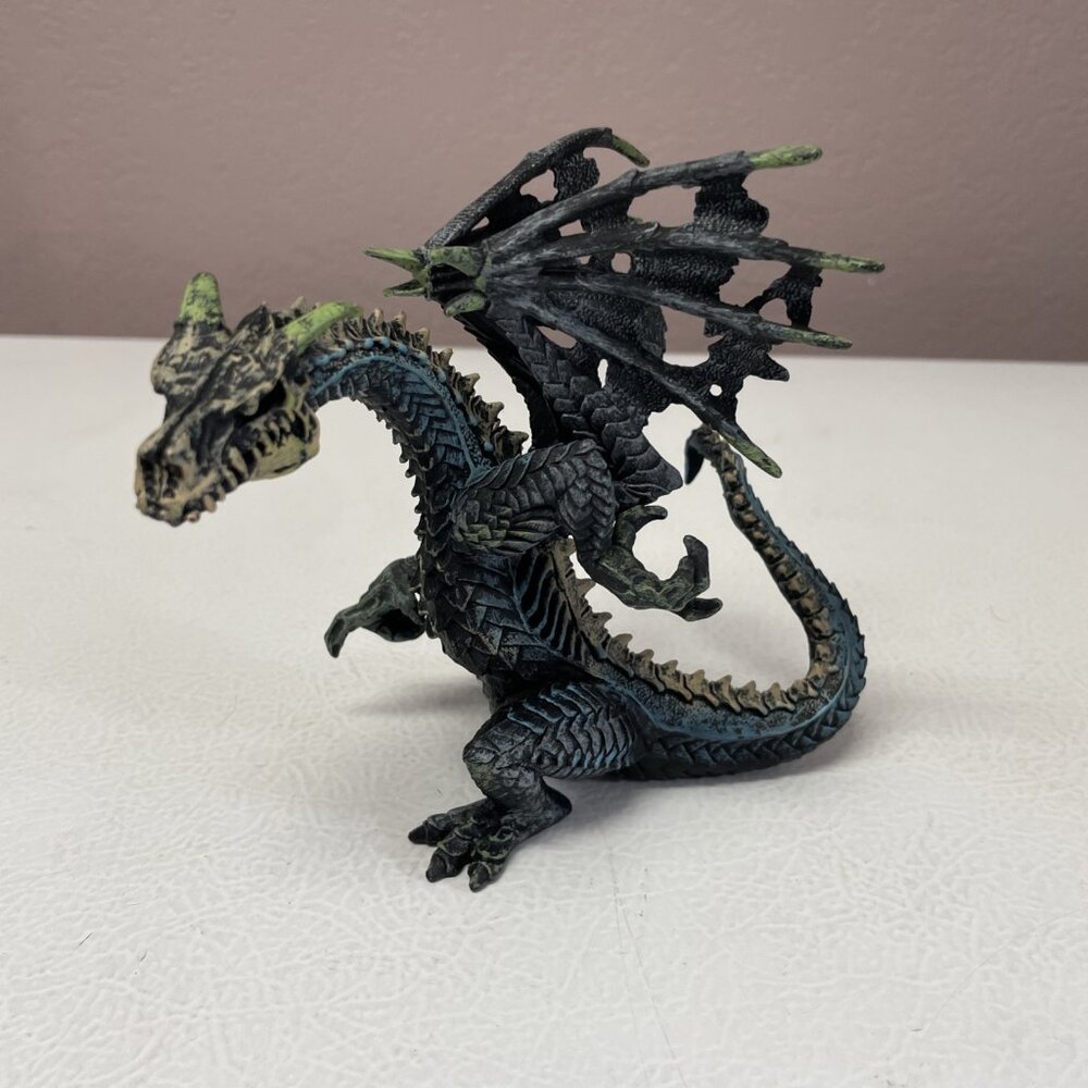 Safari Ltd 2016 Ghost Dragon 5” Figurine Blue Black Figure Toy